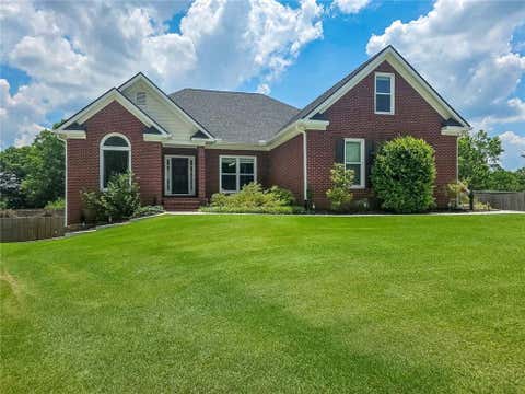 Homes For Sale - 1475 Barrett Place Lane<br/> Lawrenceville, GA 30043