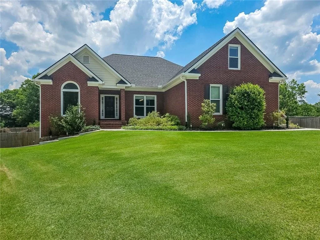 1475 Barrett Place Lane