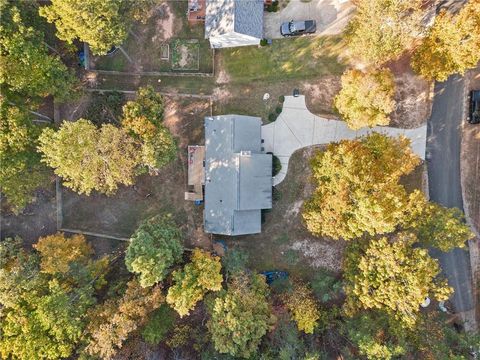 A home in Dawsonville