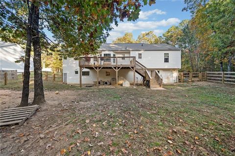 A home in Dawsonville