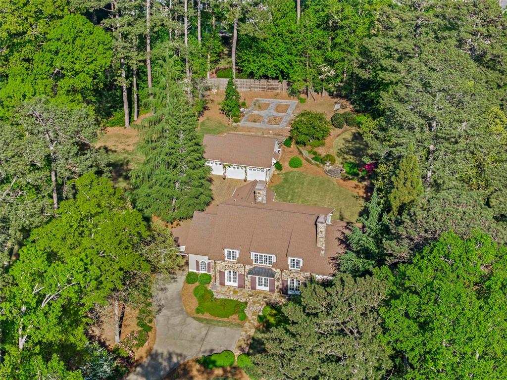 323 SE Rolling Rock Road, Marietta, Georgia image 3