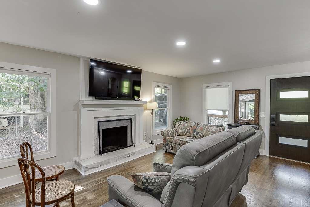 2155 Cove Trail
