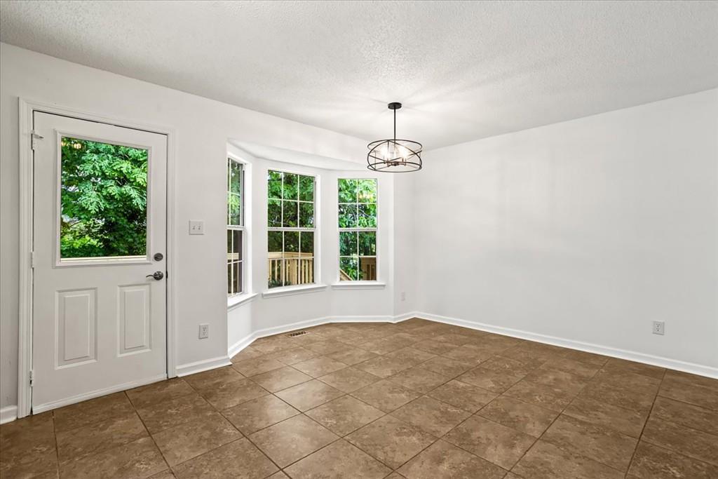 2746 Sanibel Lane, Smyrna, Georgia image 9