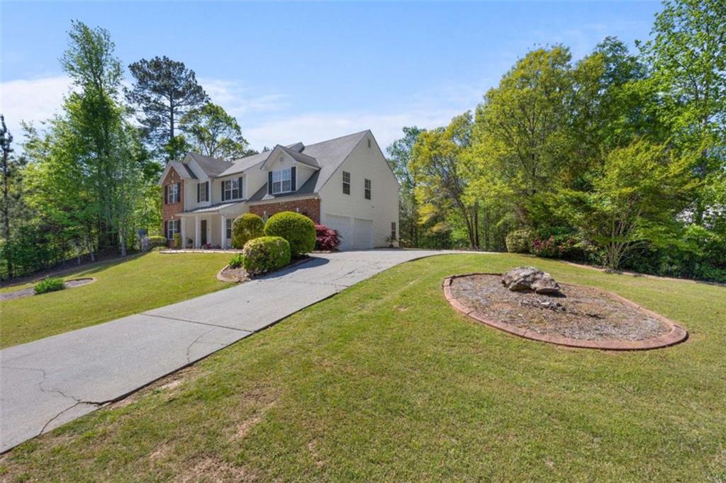2206 Gleaton Trace Way, Conyers, Georgia image 2