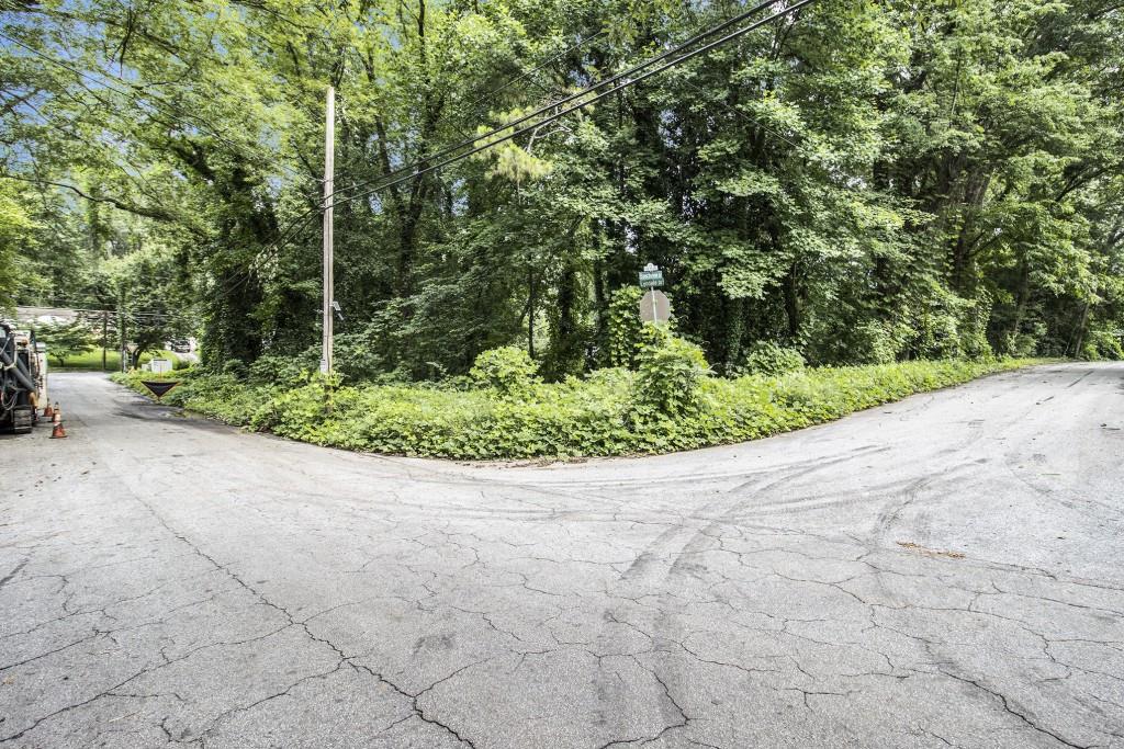 955 Gresham Avenue, Atlanta, Georgia image 4