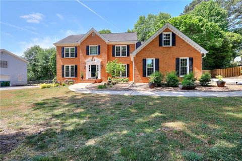 Homes For Sale - 1151 Mary Lee Lane<br/> Lilburn, GA 30047