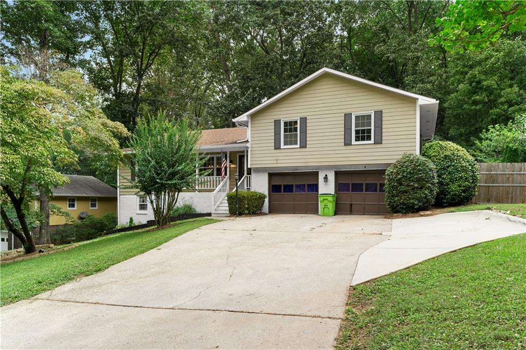 2162 Tourney Drive