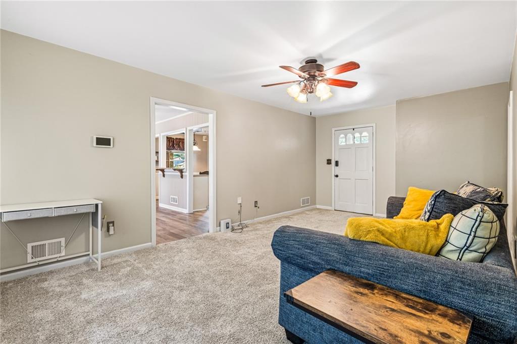 824 Hickory Ridge Road SW