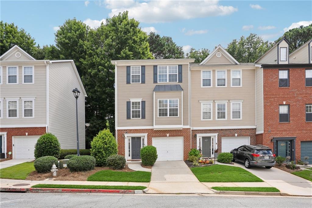 529 Lantern Wood Drive