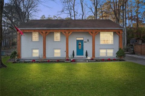 2948 Bay Berry Dr SW Marietta GA 30008