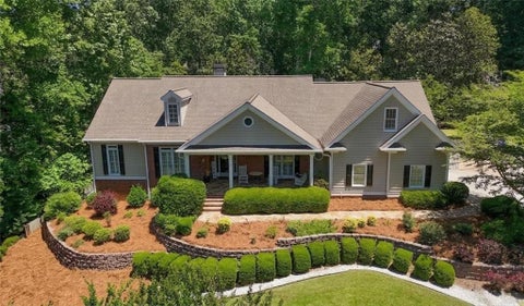 Homes For Sale - 2372 Habersham Drive<br/> Marietta, GA 30064