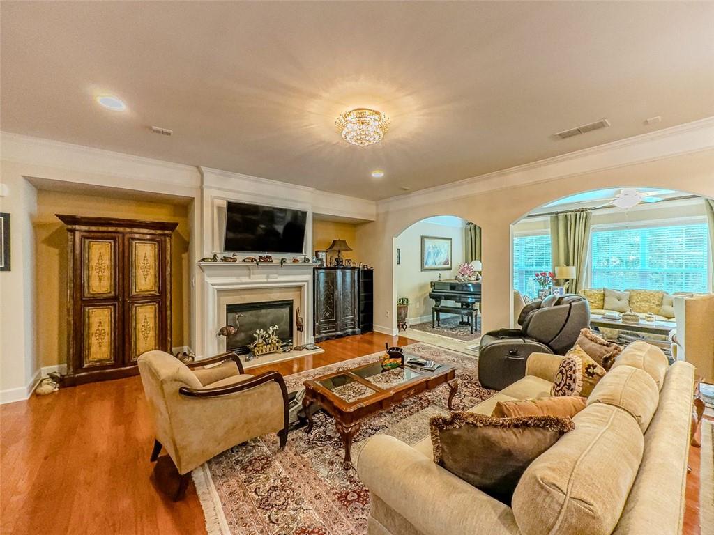 6416 Hickory Springs Circle, Hoschton, Georgia image 14