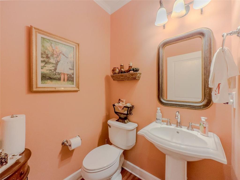 6416 Hickory Springs Circle, Hoschton, Georgia image 17