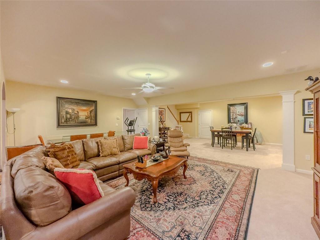 6416 Hickory Springs Circle, Hoschton, Georgia image 33