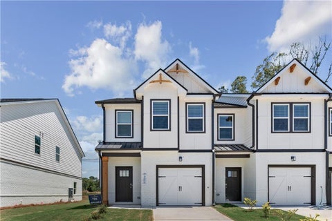 Townhouse For Sale - 5260 Magnolia Grove Way<br/> Hall County, Gainesville, GA 30504