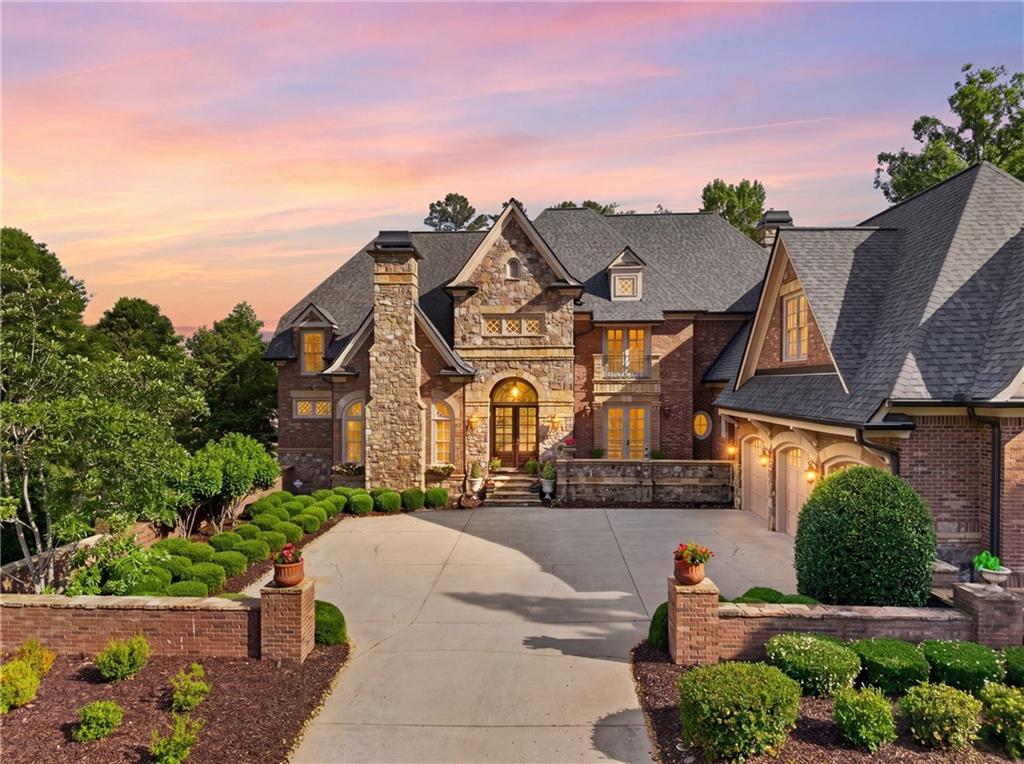 17 Carl Sanders Drive