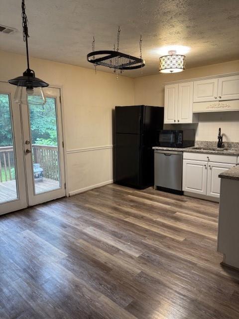 SEQUOYAN WOODS - Residential