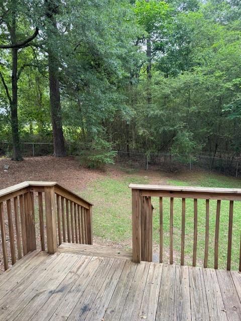SEQUOYAN WOODS - Residential