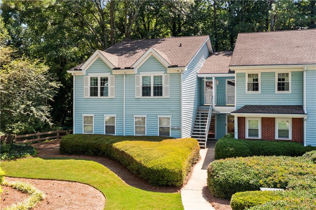 Welcome home to this amazing updated 2 bedroom and 2 bath home in one of Alpharetta's most desired neighborhoods. Beautifully maintained home, ready to move into. Laminate and tile flooring throughout. No carpet here! Inviting entry foyer leads to the fireside family room which features sliding glass door to the oversized deck with a storage room and overlooks the private and wooded back yard. Separate dining room. Updated kitchen with an abundance of wood cabinetry, granite counter tops, refrigerator, gas stove, microwave, dishwasher and walk-in pantry. Owner's retreat features a large bedroom with laminate flooring, 2" white blinds, 2 closets, tiled bathroom, custom vanity. Guest bedroom has laminate flooring and 2" wood blinds. Guest bathroom has tiled flooring and a custom vanity. Ample parking for residents and guests, Washer and dryer in the laundry room. Lots of natural light throughout, open and bright floor plan, double pane windows, lots of closet space. No one above you. A swim/tennis community, sought after Alpharetta location, just minutes from Downtown Alpharetta, Avalon, Northpoint mall, The Greenway, Windward Pkwy, dining, shopping and Ga400.
Top schools!