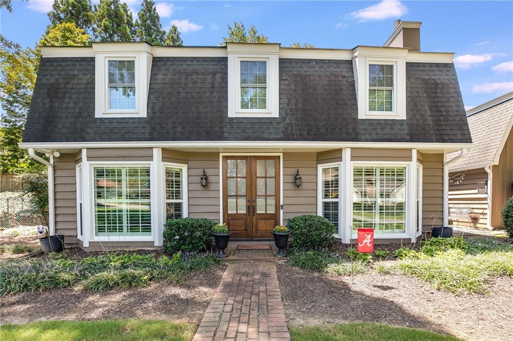 450 Somerset Lane SE