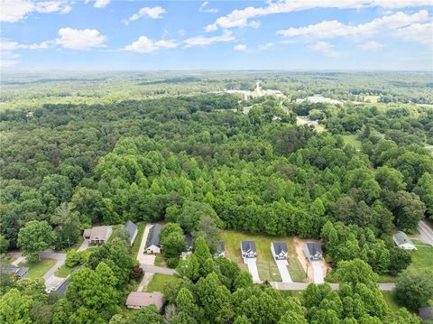 A home in Clarkesville