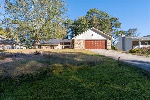 5934 S DESHON Court Lithonia GA 30058