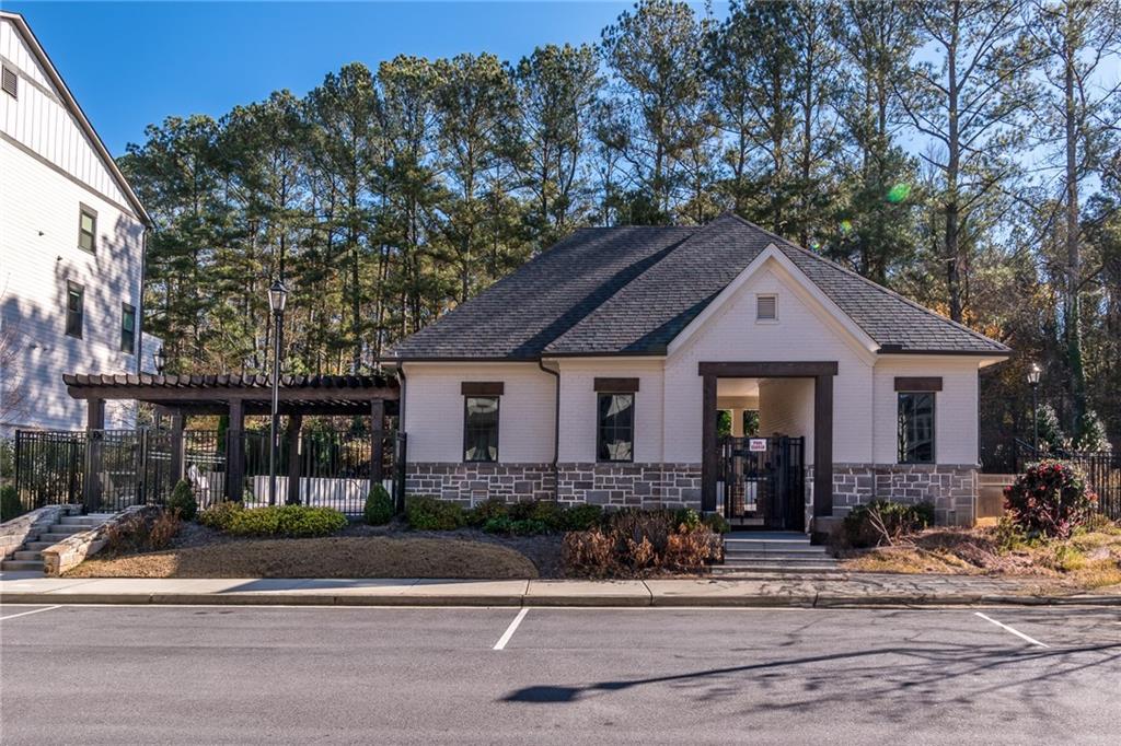 Dumont Place - Residential Lease