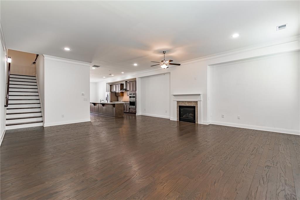 Dumont Place - Residential Lease