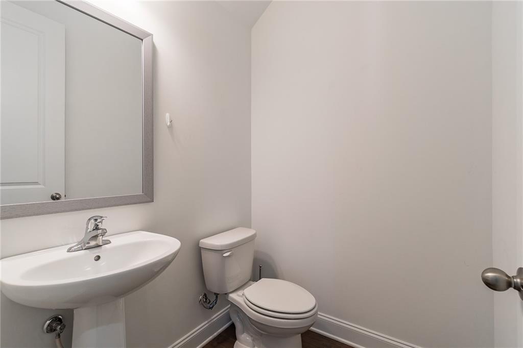 Dumont Place - Residential Lease