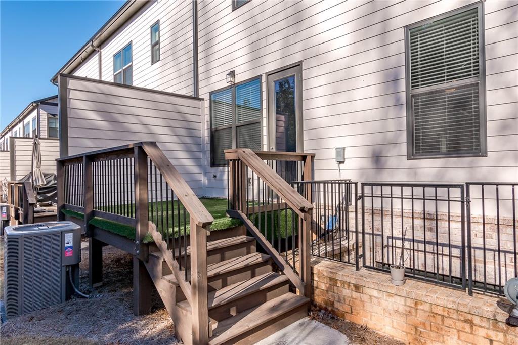 Dumont Place - Residential Lease