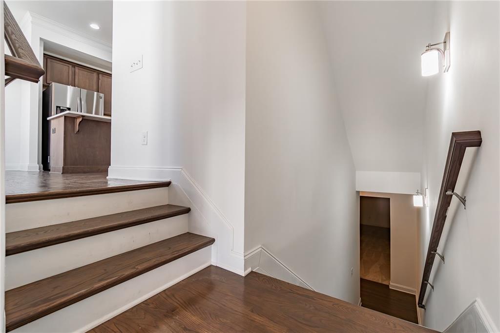 Dumont Place - Residential Lease