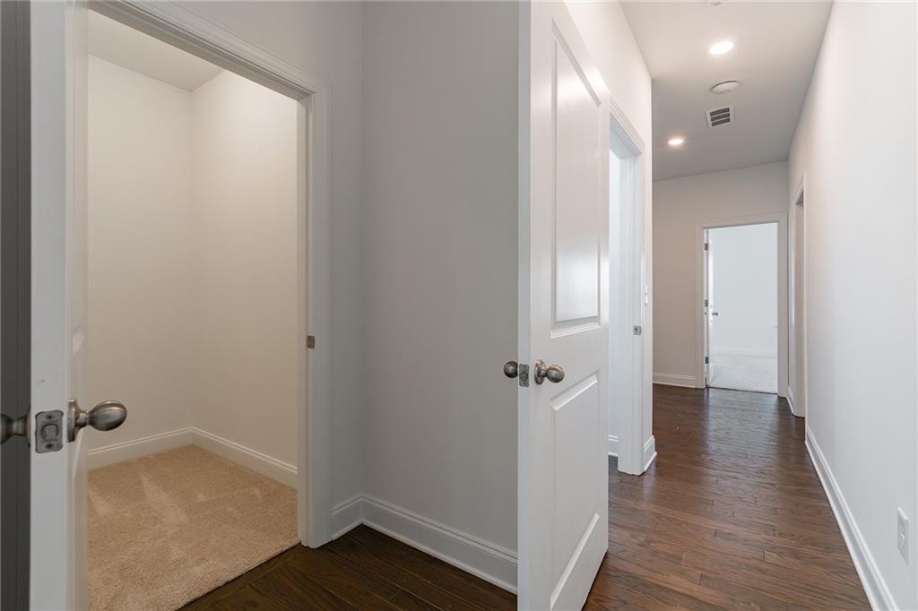 Dumont Place - Residential Lease