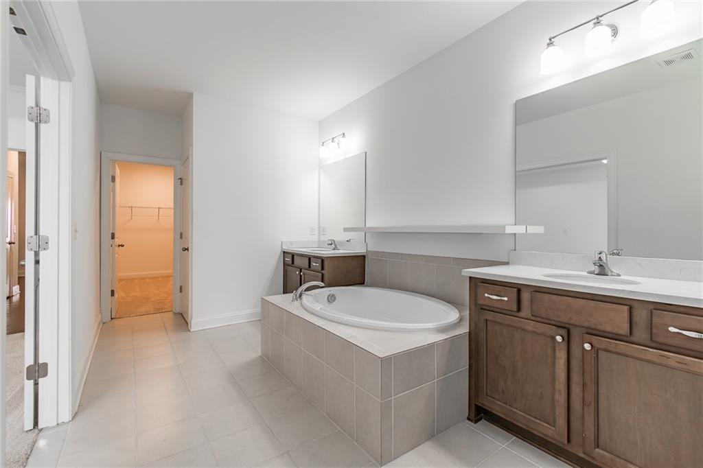 Dumont Place - Residential Lease