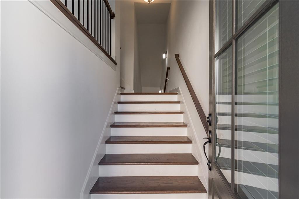 Dumont Place - Residential Lease