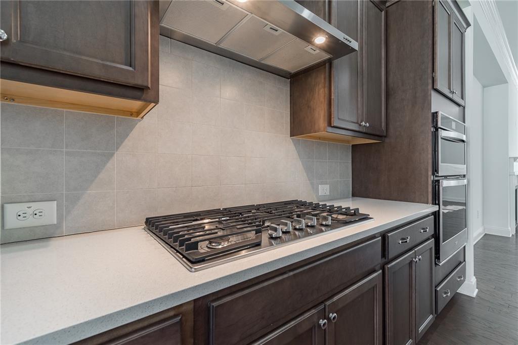 Dumont Place - Residential Lease