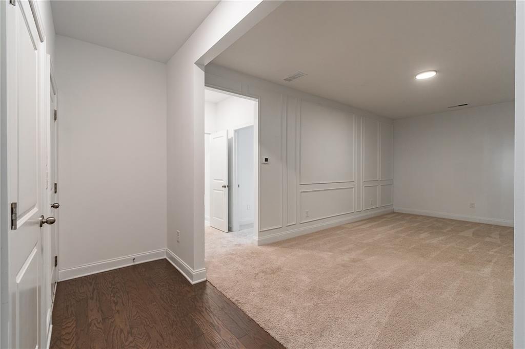 Dumont Place - Residential Lease