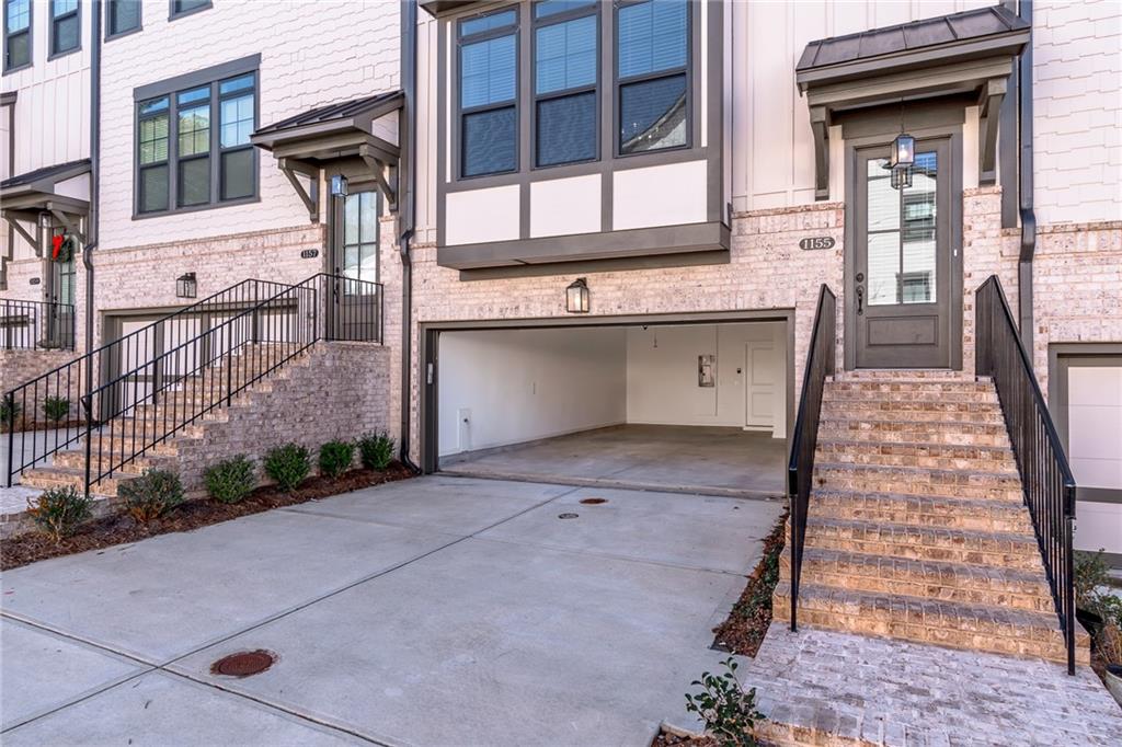 Dumont Place - Residential Lease