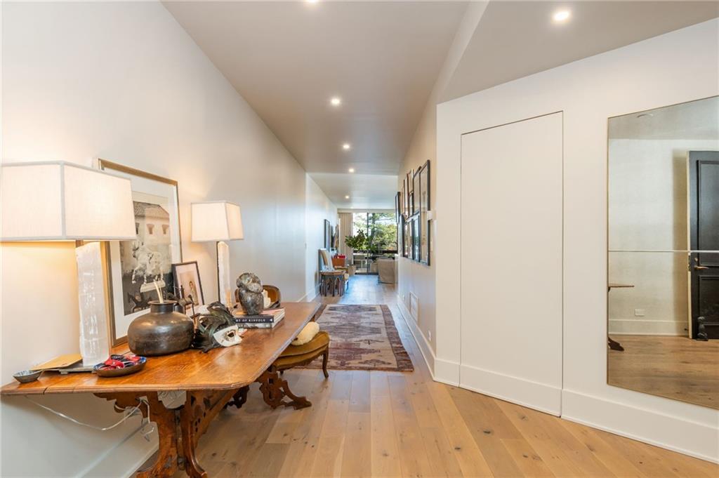 2660 Peachtree Road NW 6H