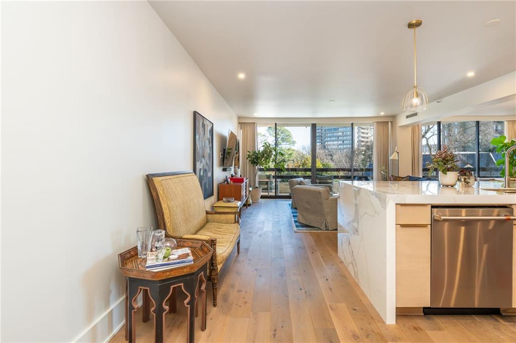 2660 Peachtree Road NW 6H