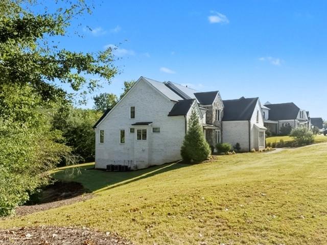 5760 Lula Bridge Court