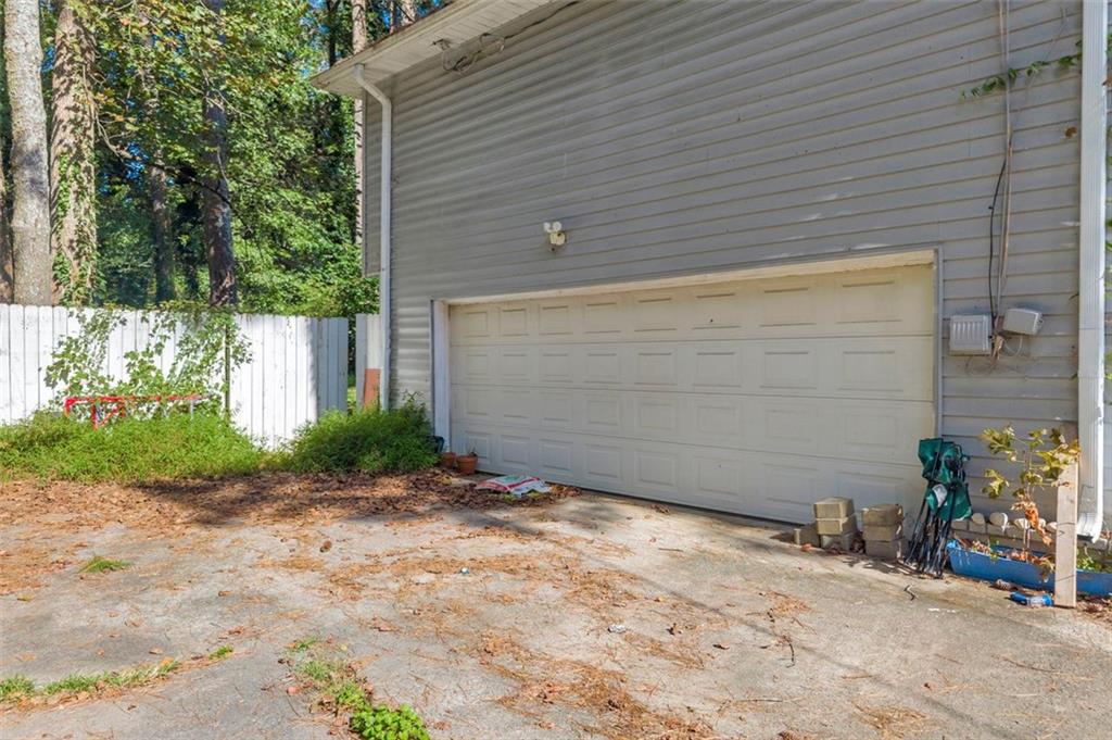 641 Favorwood Drive SW