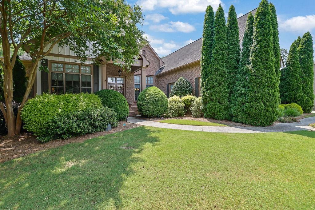 1675 Dew Place