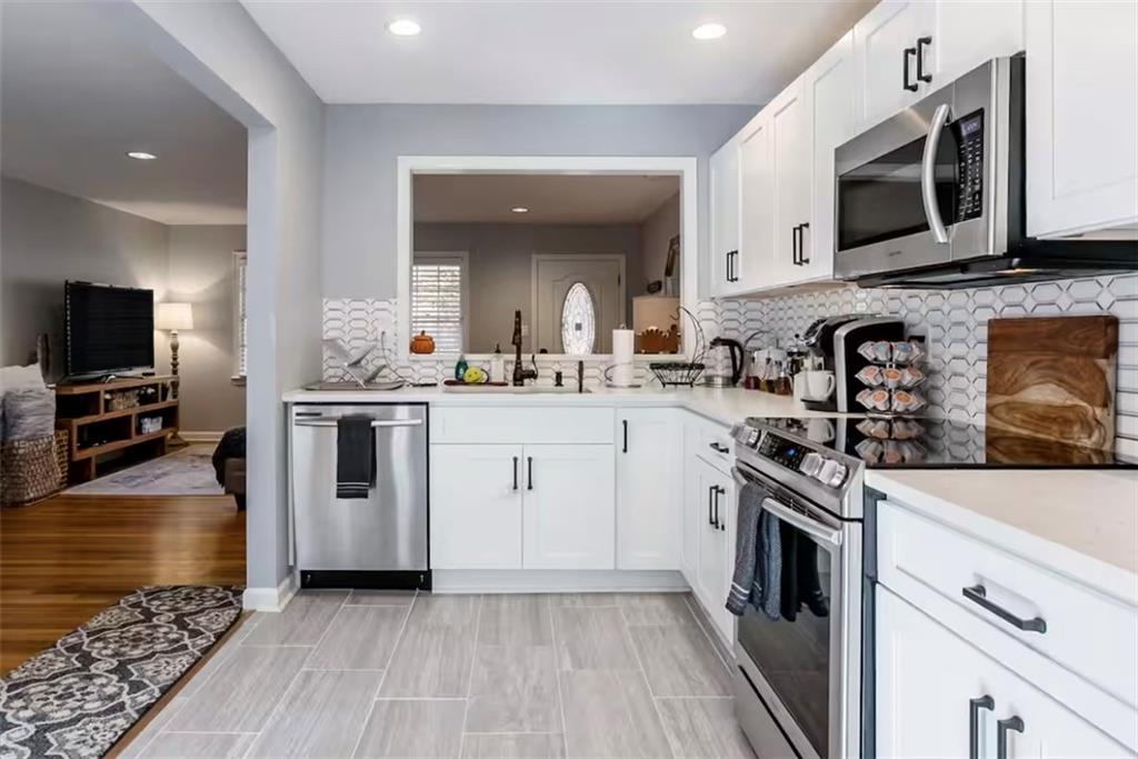 2165 Ponce De Leon Avenue NE