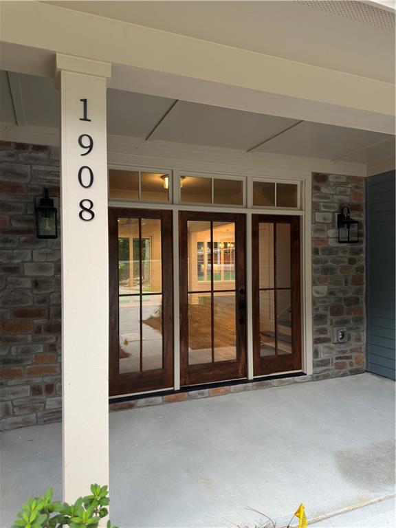 1908 Pucketts Drive SW