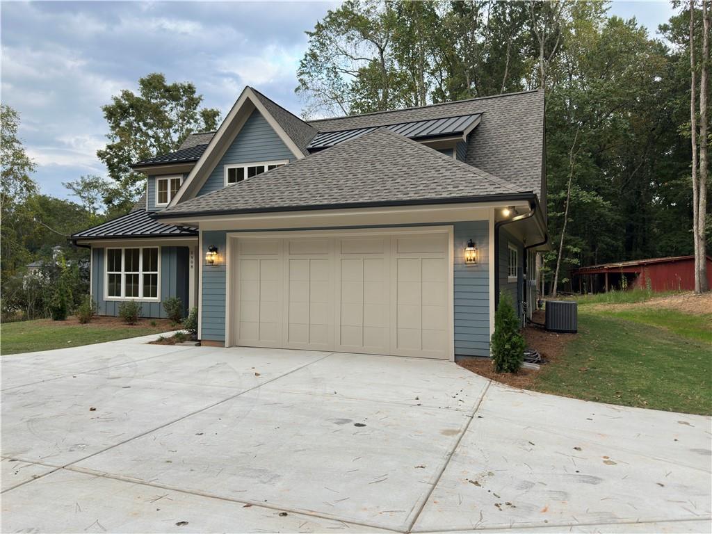 1908 Pucketts Drive SW
