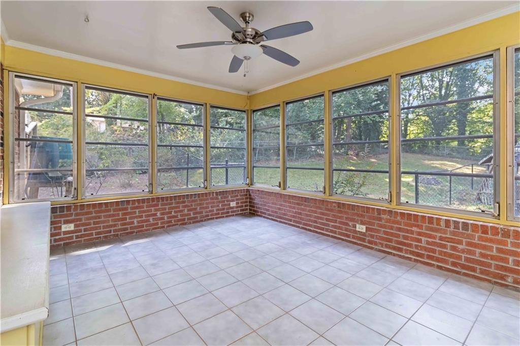 3541 CASTLEHILL Court