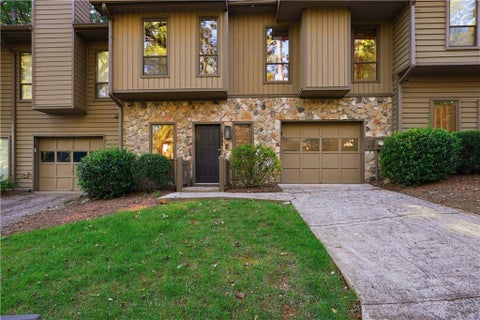 Photo of 3996 Dyouville Lane, Atlanta, GA 30341 (MLS # 7857453)