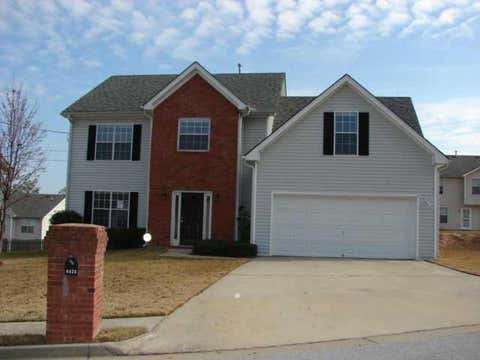 Homes For Sale - 6424 Castle Court Way<br/> Lithonia, GA 30058