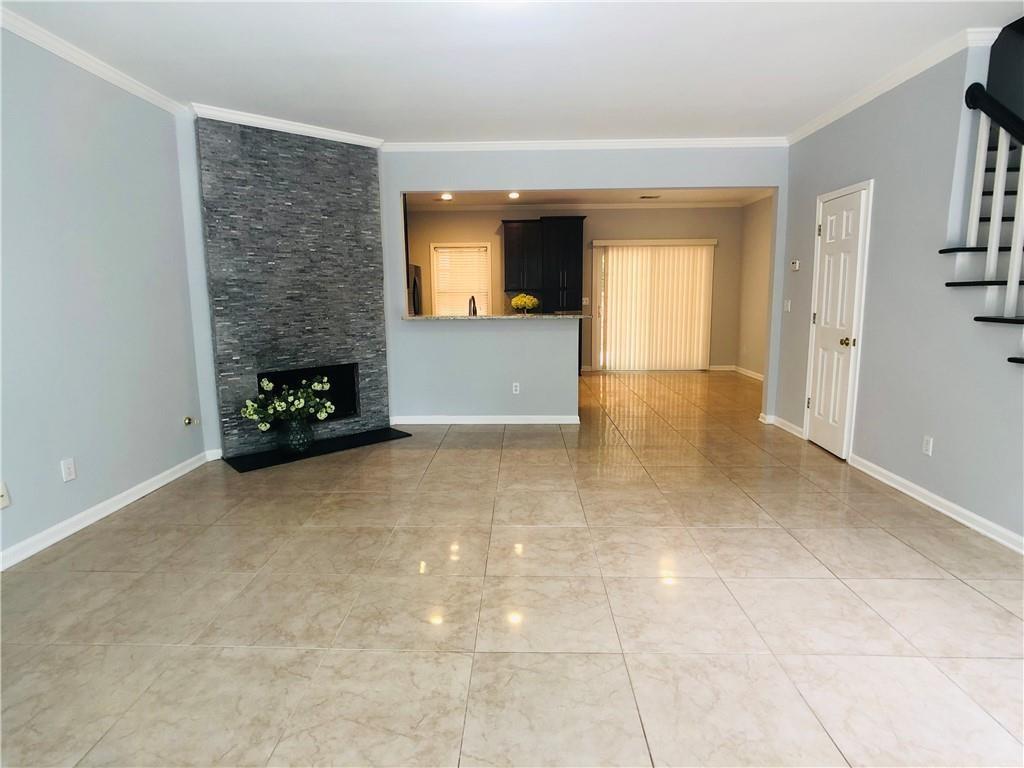 4645 Valais Court 10