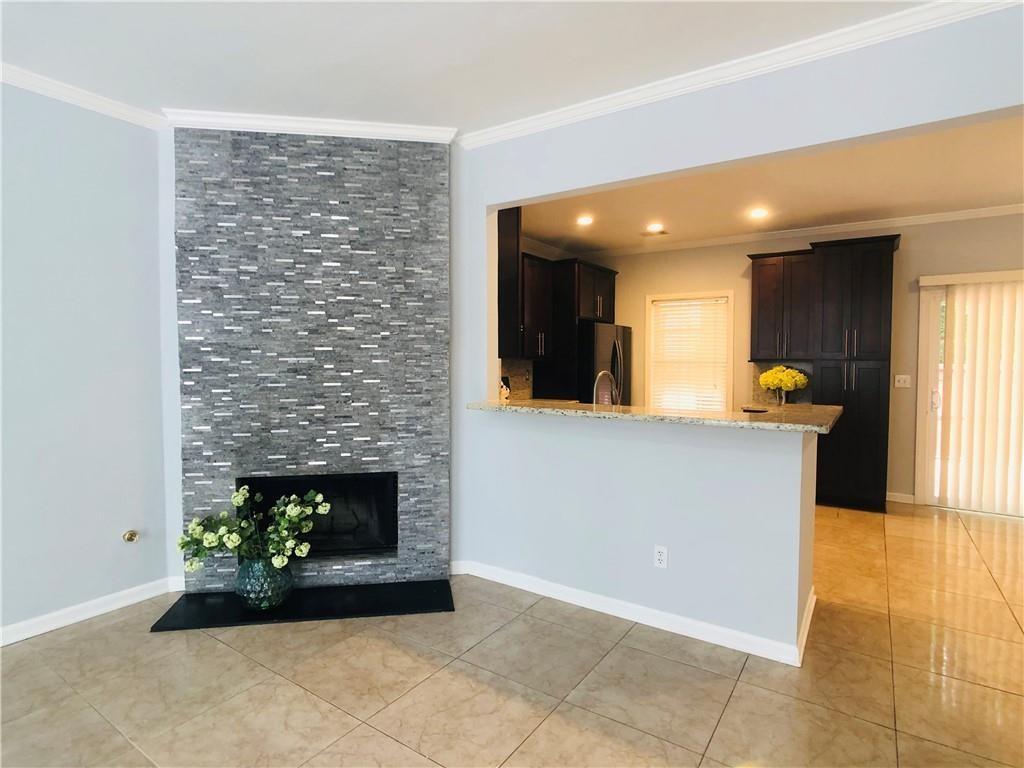 4645 Valais Court 10